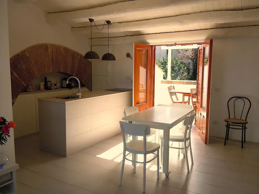 Casasolanto Bed and Breakfast Santa Flavia 0*,  Italia